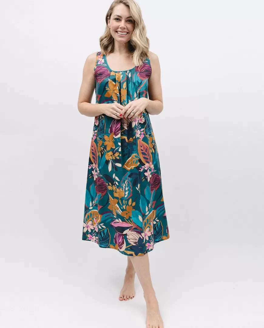 Maple Leaf Print Long Nightdress^Cyberjammies Hot