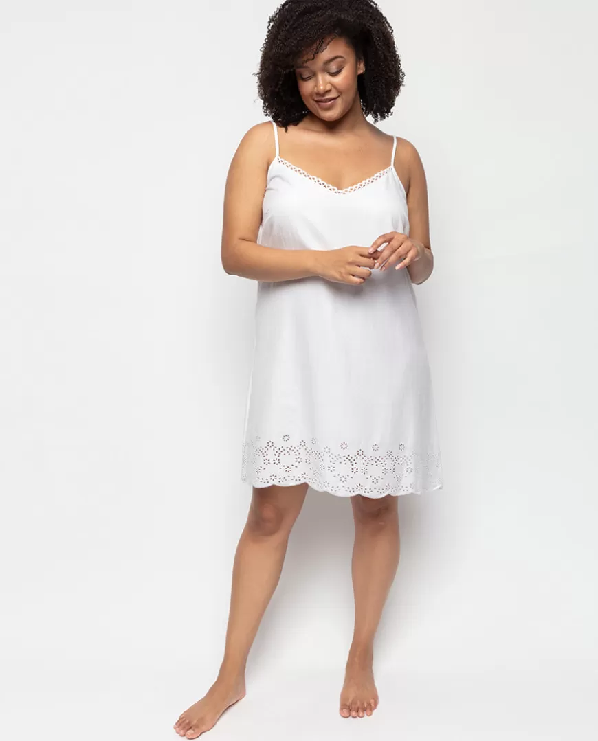 Saskia Embroidered Short Nightdress^Cyberjammies Online